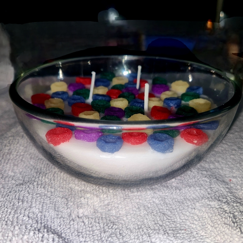 Fruit loop candle